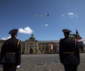 Dzień Zwycięstwa i WIELKA parada. Pomogą Putinowi w referendum?