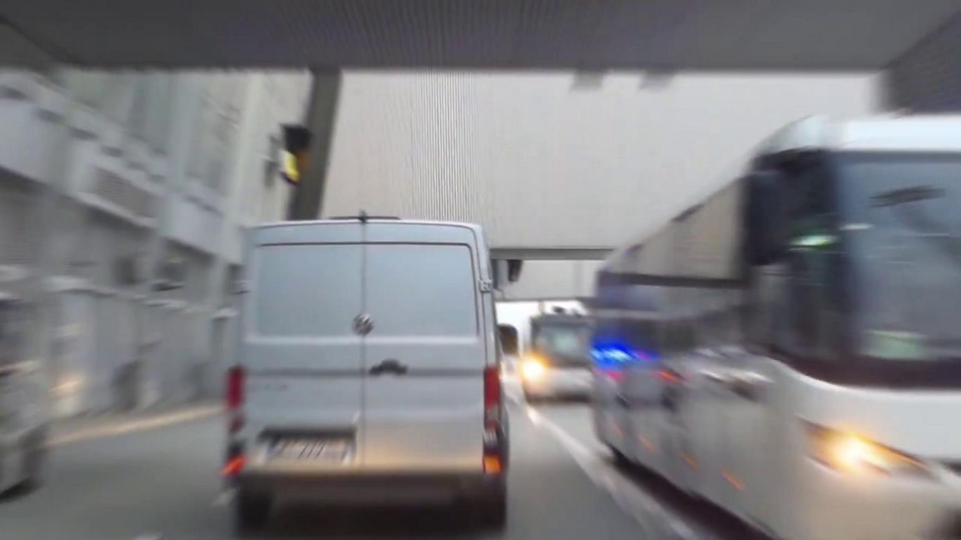 Tak wyglądała ekstradycja Sebastiana M. do Polski. Policja ujawniła nagranie. 