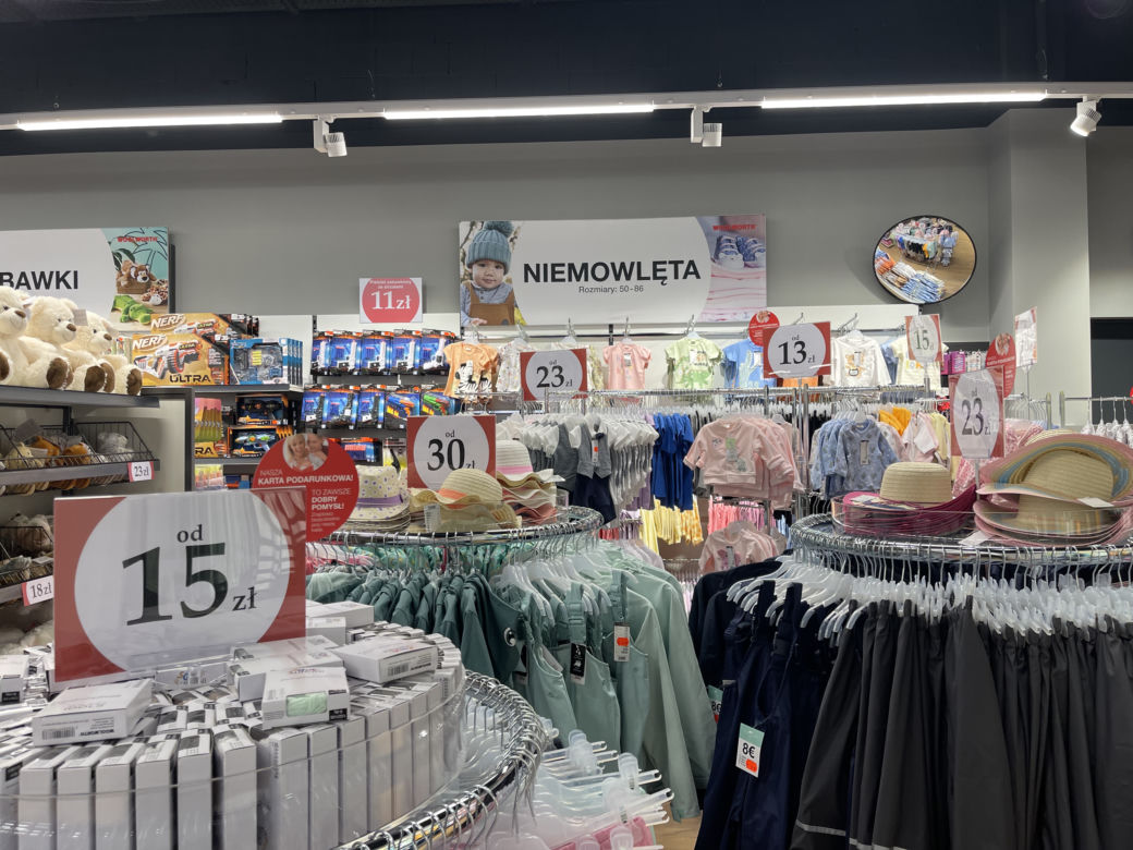 Otwarcie pierwszego w Polsce sklepu Woolworth w centrum handlowym Atut w Krakowie