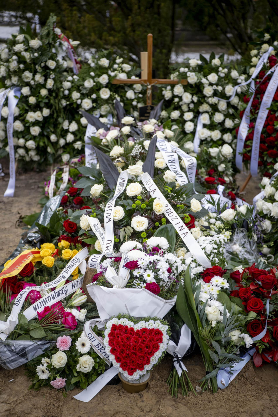 Tak wygląda teraz grób Edwarda Linde-Lubaszenko