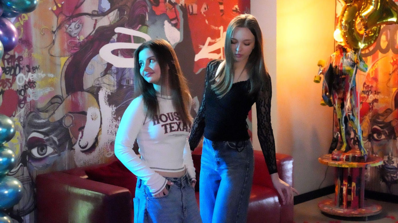 Barwy szczęścia odc. 3381. Ewa (Gabriela Ziembicka), Ewelina (Amelia Listwon)