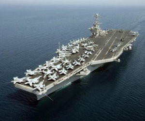 Kto ma lotniskowiec, ten ma prestiż. To kosztowny pokaz siły!