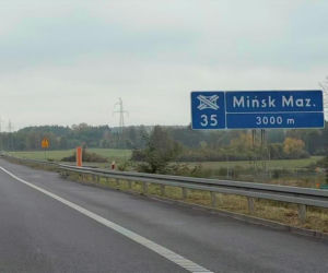 Zjazd z A2 w kierunku Mińska Mazowieckiego lepiej oznakowany