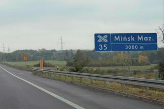 Zjazd z A2 w kierunku Mińska Mazowieckiego lepiej oznakowany