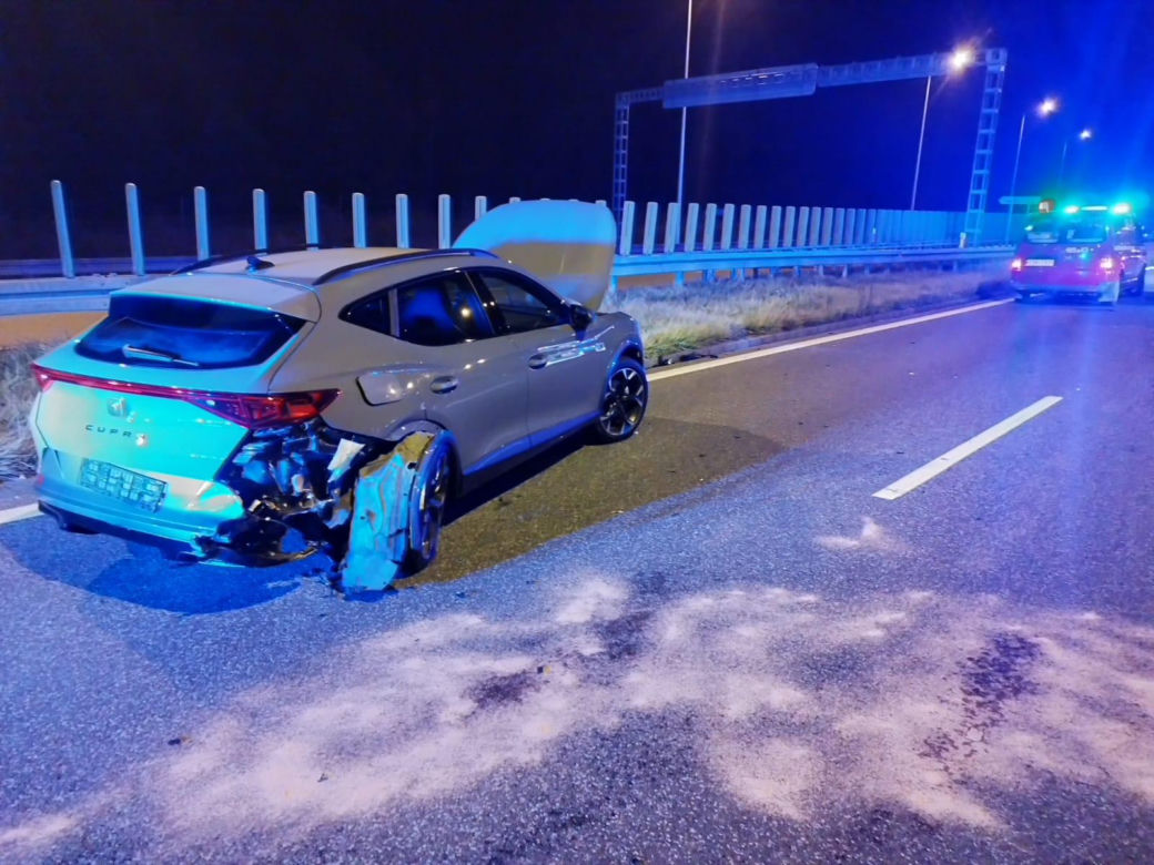 Wypadek na trasie ekspresowej S7 w Suchedniowie