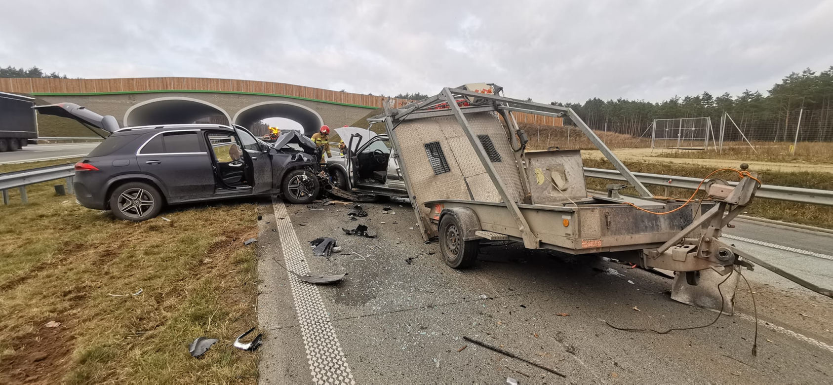 Wypadek na S5 w Pawłówku pod Bydgoszczą. Jedna osoba ranna [ZDJĘCIA]