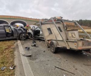 Wypadek na S5 w Pawłówku pod Bydgoszczą. Jedna osoba ranna [ZDJĘCIA]