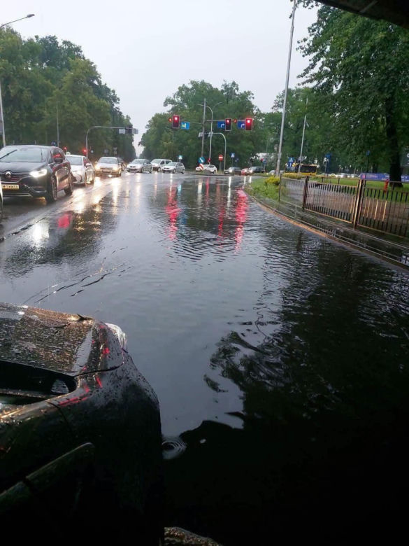 Wrocław pod wodą! Ulewa i gradobicie nawiedziły miasto