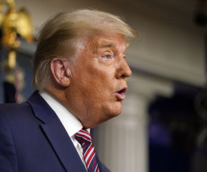 Trump ma NOWĄ fryzurę! Nie uwierzysz jak wygląda