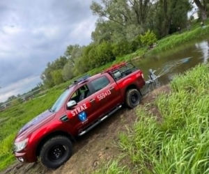 Seniorka z Wielkopolski odnaleziona daleko od domu. Wcześniej służby sprawdzały rzekę