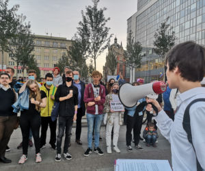 „Gdzie są dzieci z Michałowa?” – w Katowicach odbyła się cicha demonstracja