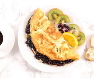 Omlet z owocami