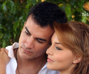 OTCHŁAŃ NAMIĘTNOŚCI. Damian (David Zepeda), Elisa (Angelique Boyer)
