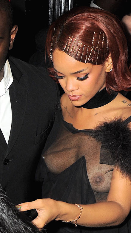 CO ZAŁOŻYŁA RIHANNA?