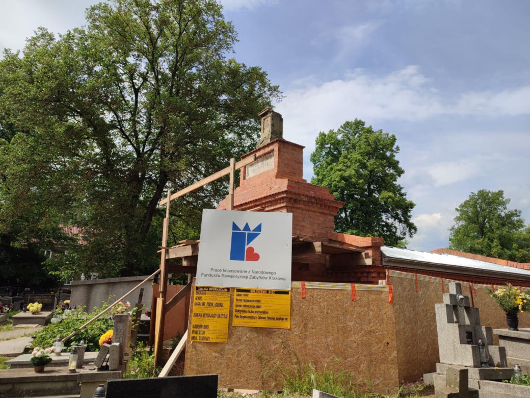 Os. Wandy, Nowa Huta, Kraków. Remont grobowca