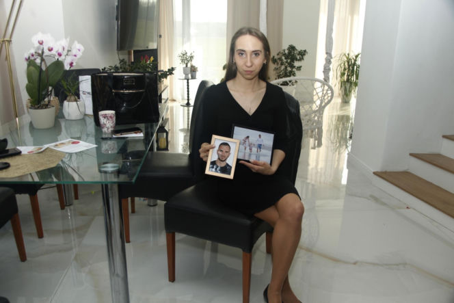 Karol pojechał zarobić na dom dla córek. Sam w nim nie zamieszka. Leży sparaliżowany po bestialskim ataku w Belgii