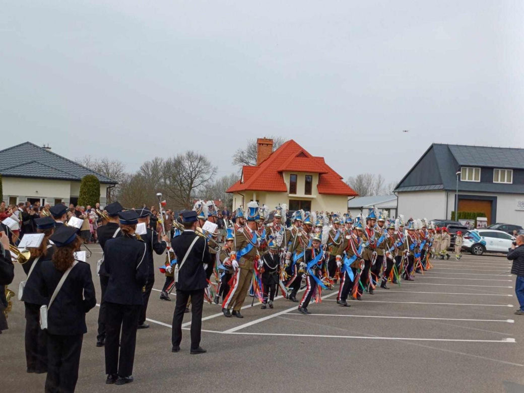 Wielkanocna parada Turków w Tryńczy