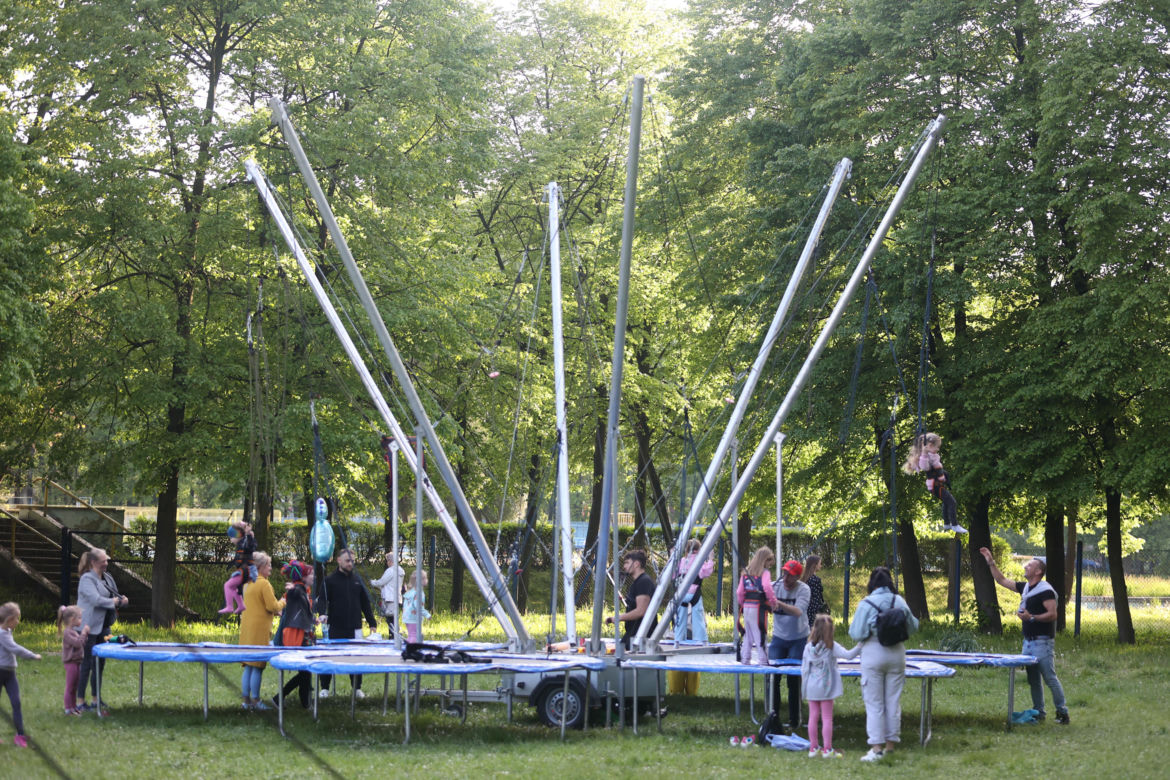 Festiwal kolorów na stadionie Walki Zabrze ZDJĘCIA