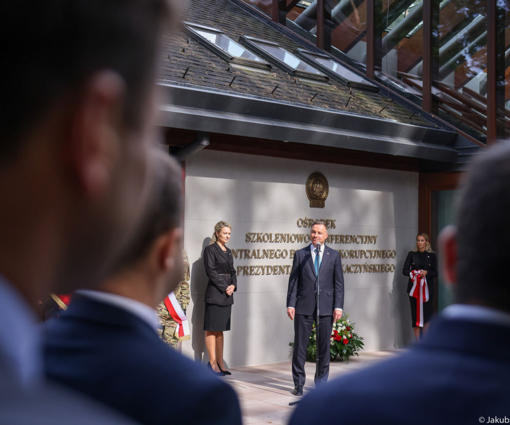 Lucień. Andrzej Duda z małżonką pod Gostyninem. Ważna uroczystość CBA [WIDEO, ZDJĘCIA]