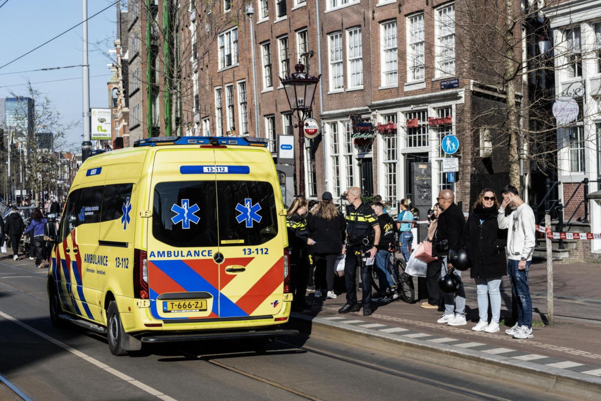 Atak nożownika w Amsterdamie. Polak wśród rannych 