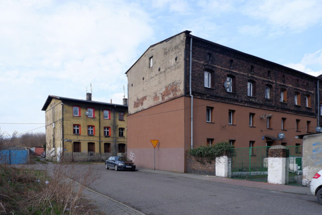 To jedno z najgęściej zaludnionych miast w Europie. Leży na Śląsku, nieopodal Chorzowa