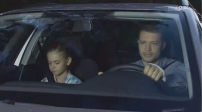 ''M jak miłość'' 1030 Tomek (Andrzej Młynarczyk) Zosia (Julia Wróblewska)