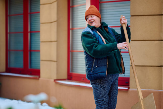 "Na Wspólnej", odcinek 4195: profesor Agier słabnie na oddziale kardiochirurgii. Na oczach przerażonej córki dochodzi u niej do zatrzymania akcji serca