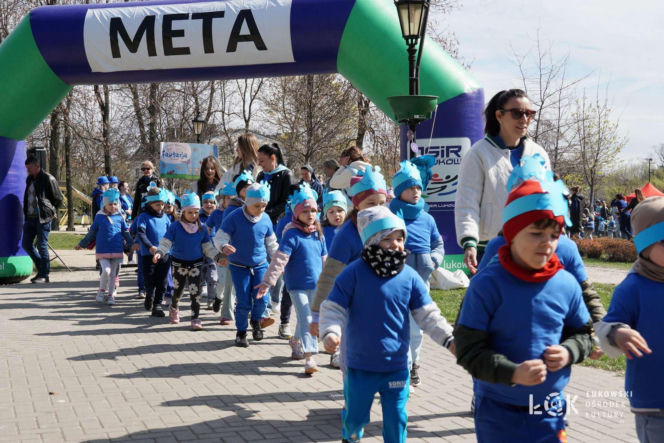 8. Niebieski Bieg Stowarzyszenia „Labirynt” w Łukowie - ZDJĘCIA cz. 1