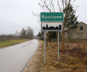 Makabra w Rozniszewie. Mąż zabił żonę i ranił syna	