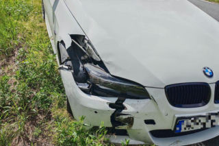 Dramatyczne wypadek na DK60. Trzy osoby trafiły do szpitala, droga zablokowana