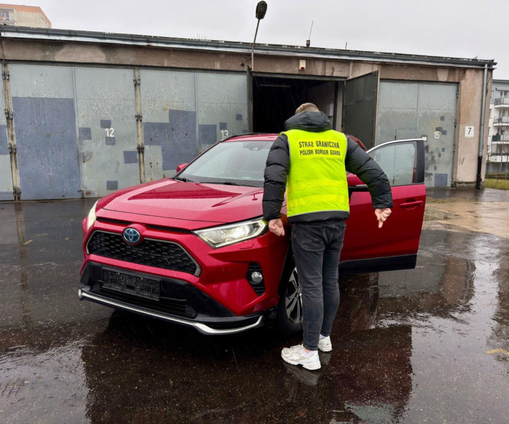 Ukradli ją w Norwegii. Droga toyota odnalazła się w Polsce. W środku były narkotyki!