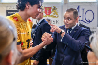 Nawrocki odwiedził swoje LO
