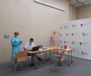 Akcja szczepienia w Urzędzie Marszałkowskim w Toruniu