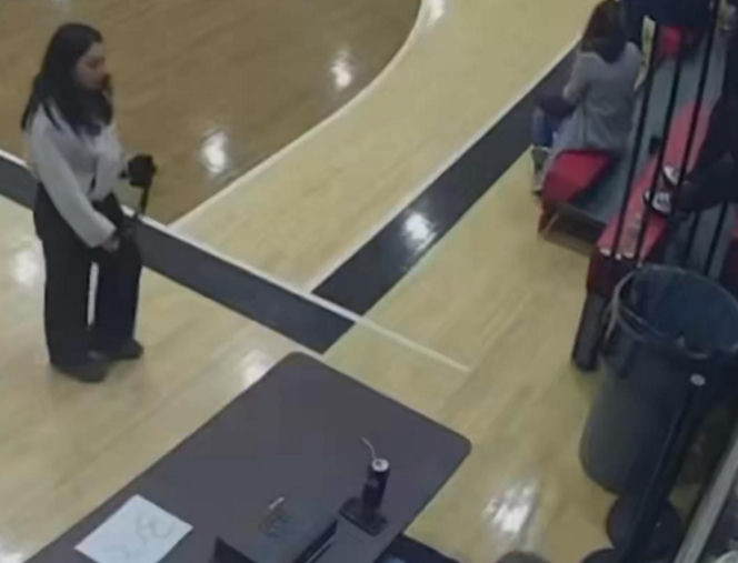 Bijatyka matek i ojców w katolickiej szkole! Ich dzieci patrzyły