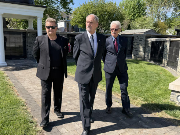 Macierewicz spotkał się z Polonią i pożegnał zmarłego przyjaciela. „Nikt nie był tak zdecydowany”