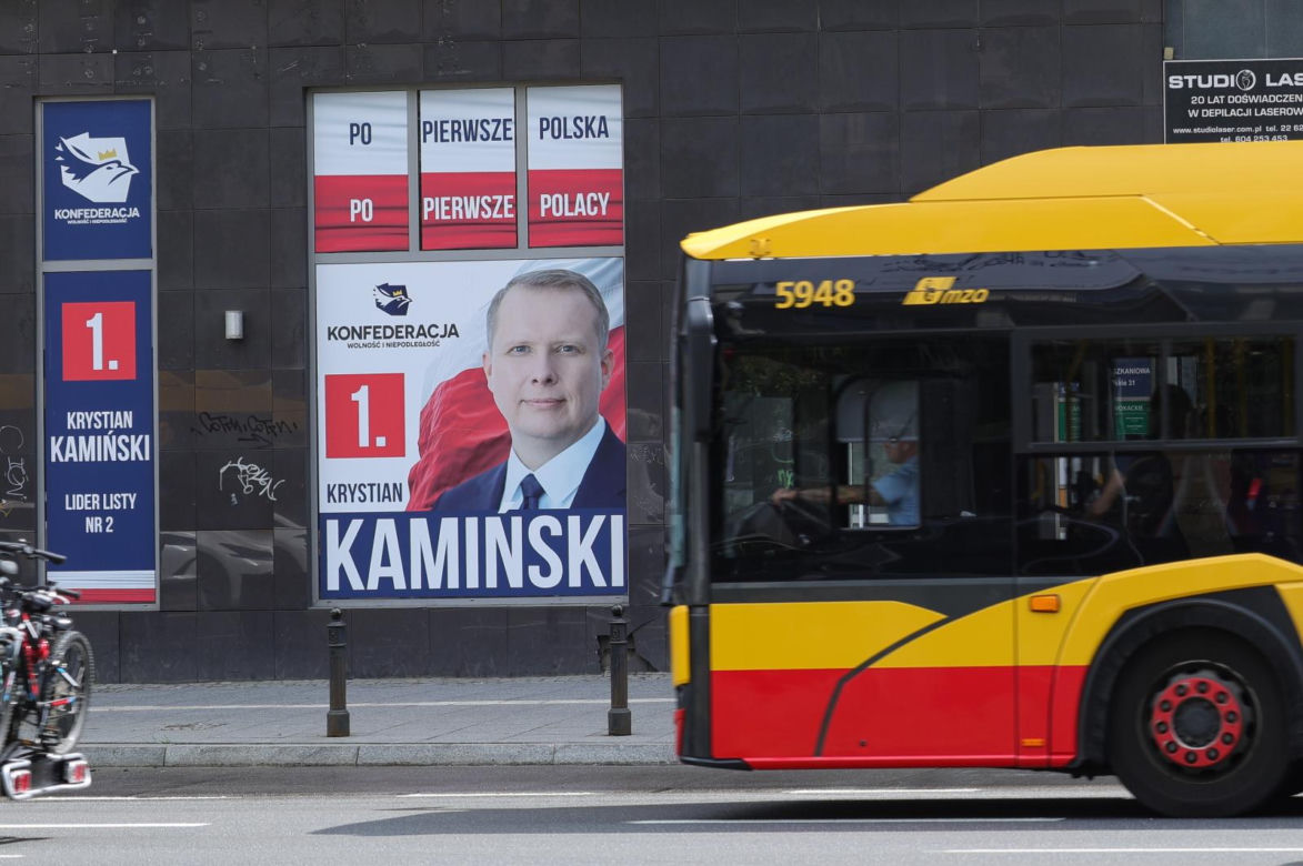 Plakaty wyborcze przed wyborami do Parlamentu Europejskiego 2024