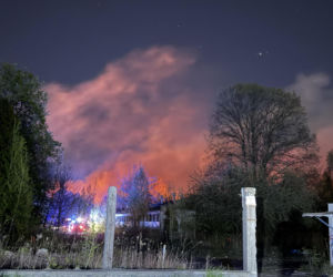 Pożar dzikiego wysypiska na Targówku