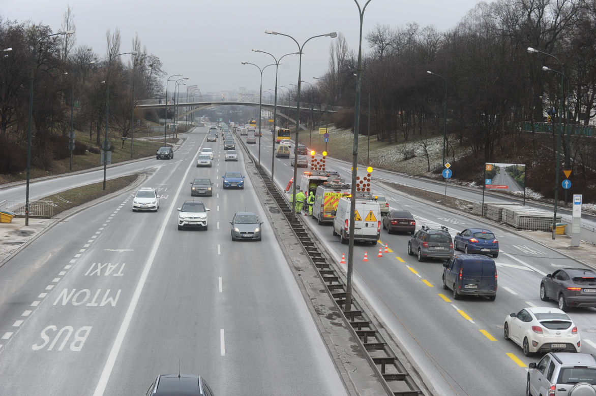  W niedzielę zamykają wiadukt. Ostatnie przygotowania do armagedonu na trasie Łazienkowskiej