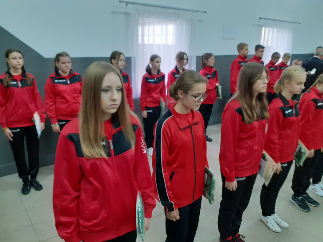 Ślubowanie Młodzieżowej Drużyny Pożarniczej OSP Dąbrówka Stany i 104-lecie jednostki