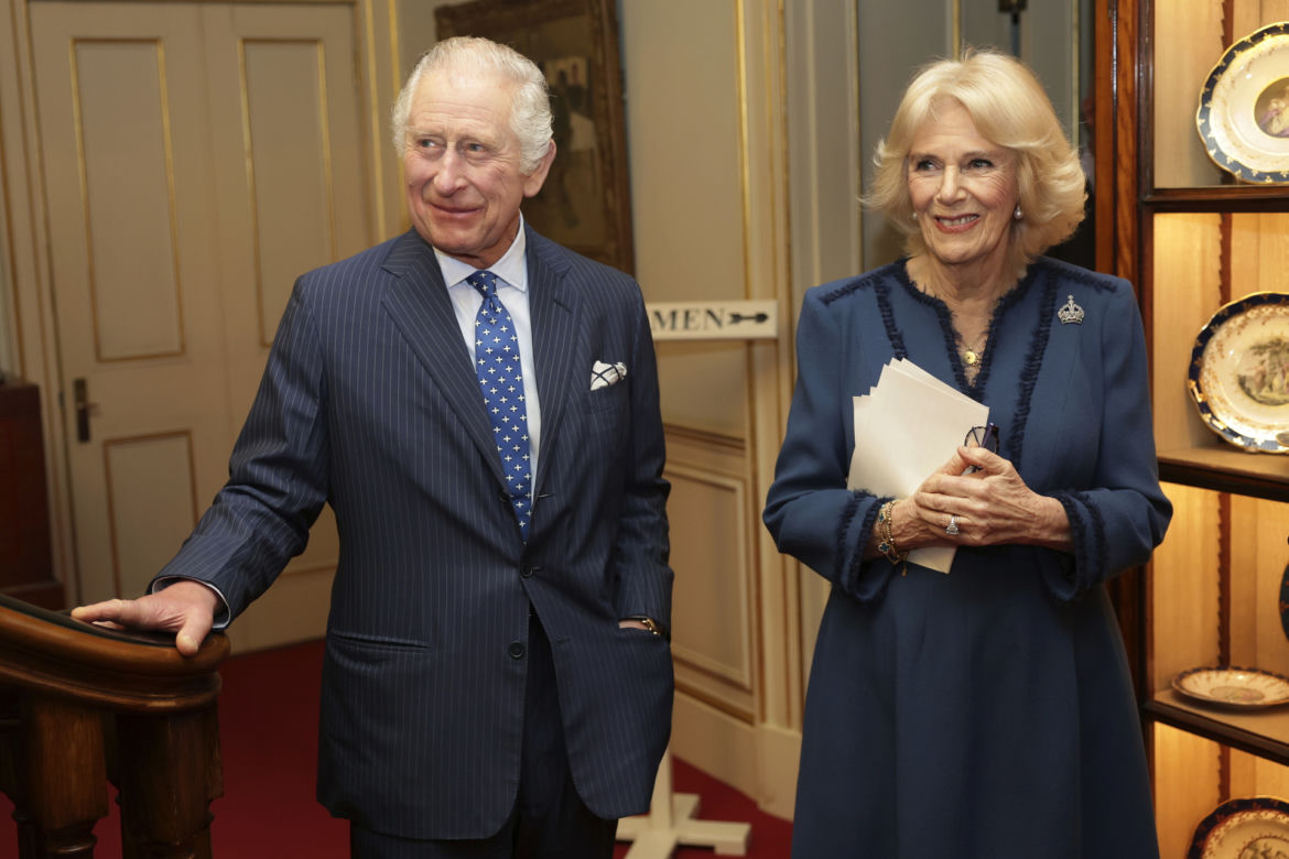 Zemsta króla na Harrym i Meghan! Nowe fakty w sprawie wyrzucenia z pałacu