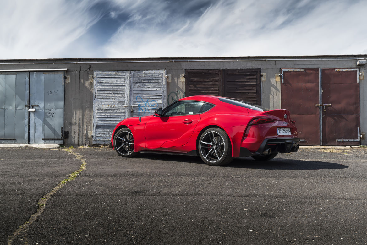 Toyota GR Supra 3.0 R6 Turbo 8AT