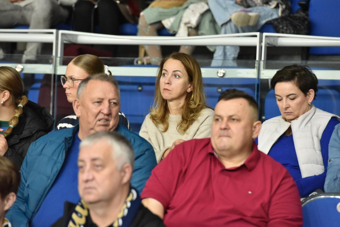Arriva Lotto Twarde Pierniki Toruń - Legia Warszawa, zdjęcia kibiców i zawodników z meczu Orlen Basket Ligi
