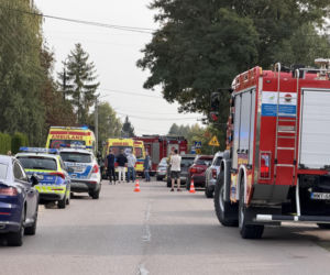 Kolejny atak nożem w szkole! 15-latek ranił trzy osoby, w tym dyrektora. Jedna była reanimowana