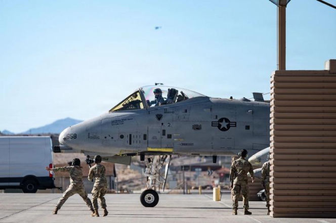 Koniec epoki "Guźca" w Arizonie. Siły Powietrzne USA pożegnały A-10 w bazie Davis-Monthan