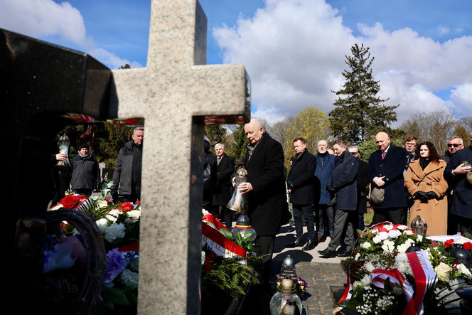 Epstein pisał o katastrofie smoleńskiej? Nie miał wątpliwości