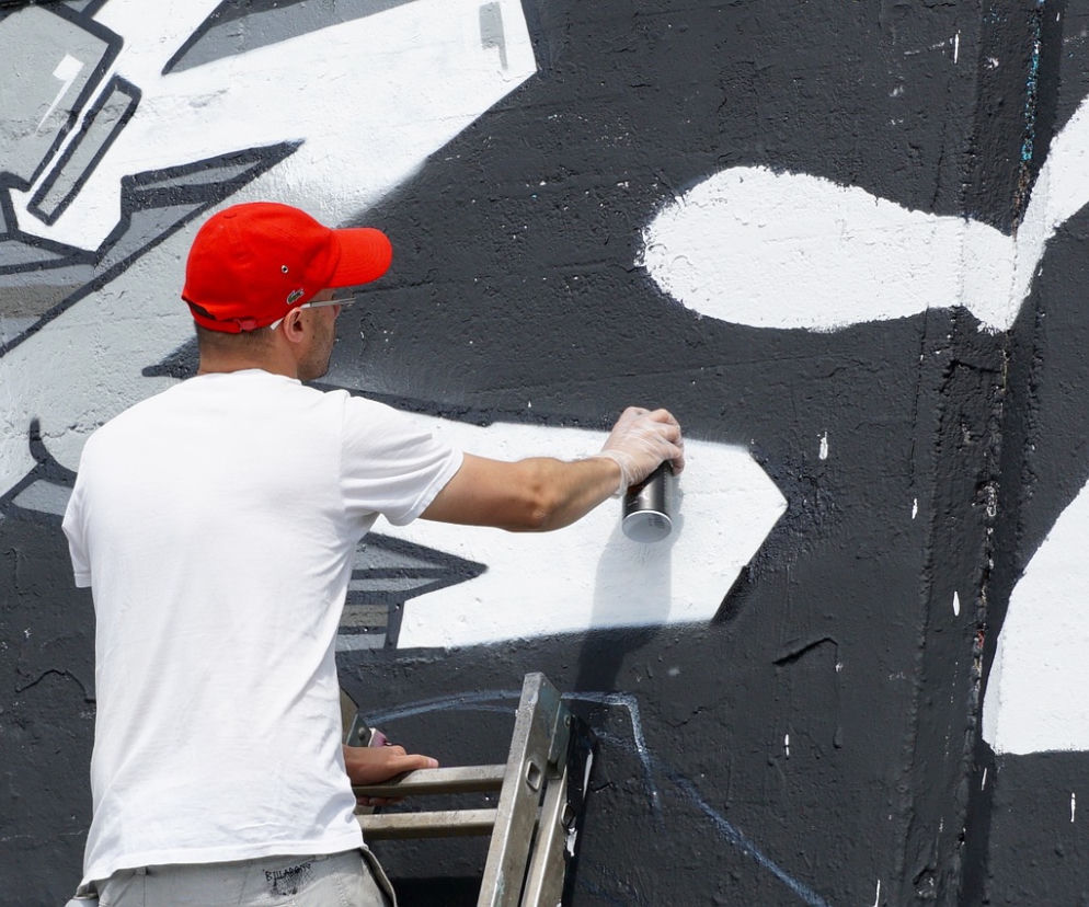 Autorzy graffiti muszą liczyć się z wysokimi karami