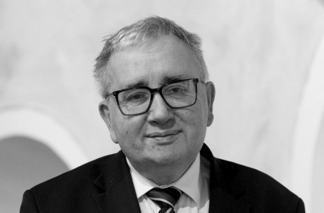 Pilne! Kaczyński żegna byłego wiceministra PiS. Nie żyje Piotr Pyzik