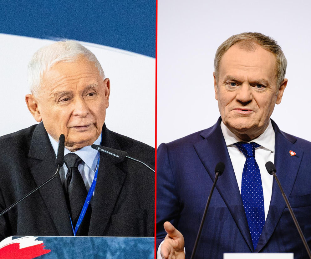 Zestawienie Jarosława Kaczyńskiego i Donalda Tuska przy mównicach. O wynikach sondażu liderów przeczytasz na SE Polityka.