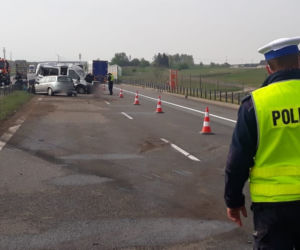 Poważny wypadek na A1 w Kujawsko-Pomorskiem! 6 osób w szpitalu 