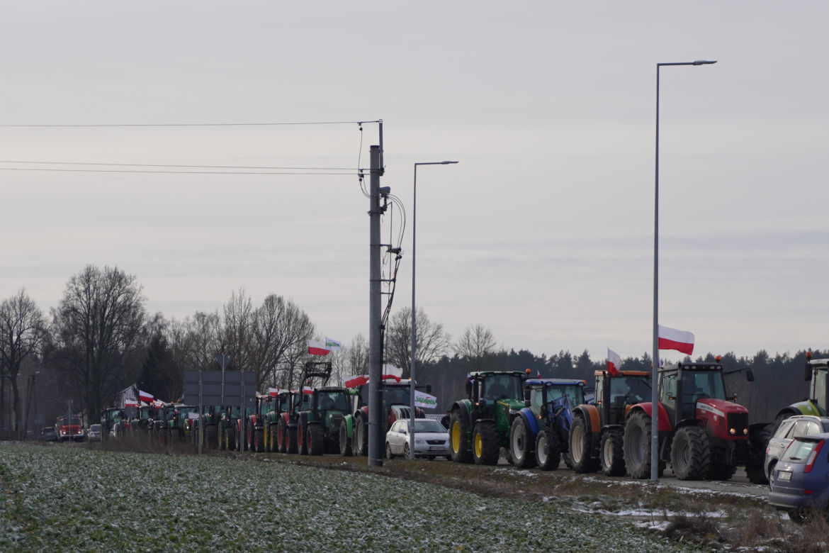 Protest rolników w Podlaskiem. Ciągniki blokują drogi w całym województwie! 
